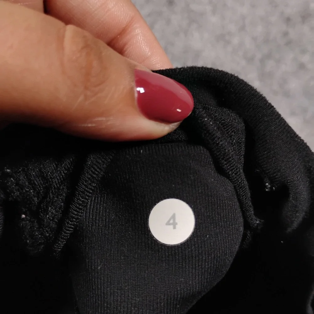 Lululemon Black Groove Pant Flare Leg Yoga Activewear Pants Womens Size 4